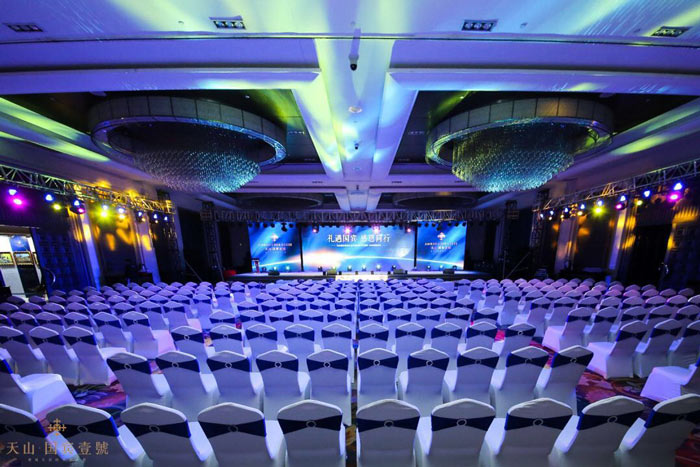 公司的企業(yè)年會(huì)策劃方案怎么做出亮點(diǎn)？