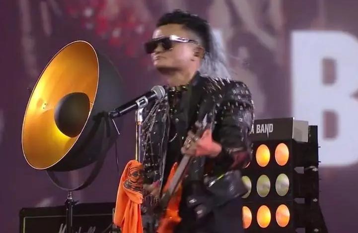 公司活動(dòng)表演節(jié)目推薦之Solo歌秀，彰顯領(lǐng)導(dǎo)們的